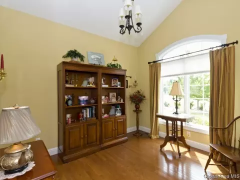 2401 Pebble Beach Dr, Springfield, IL 62704 photo 5