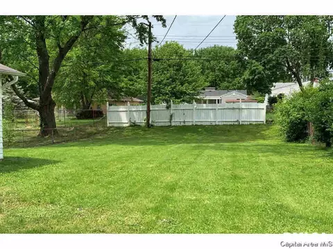 1717 W Glenn Ave, Springfield, IL 62704 photo 17