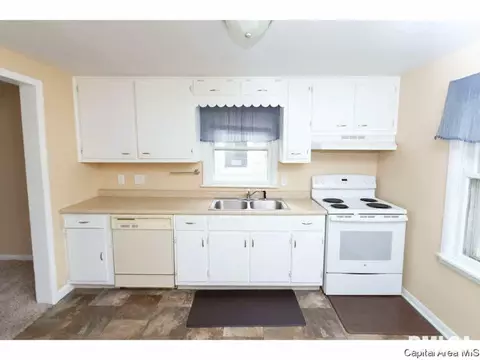 1717 W Glenn Ave, Springfield, IL 62704 photo 5