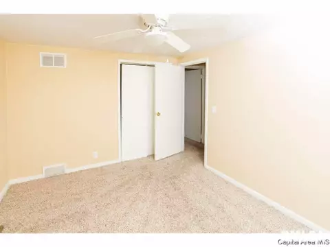 1717 W Glenn Ave, Springfield, IL 62704 photo 9