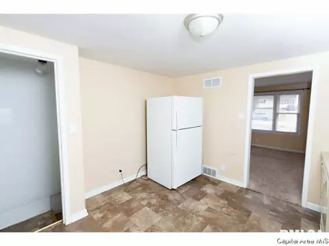 1717 W Glenn Ave, Springfield, IL 62704 photo 6