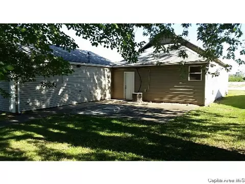 102 E Spruce St, Chatham, IL 62629 photo 10