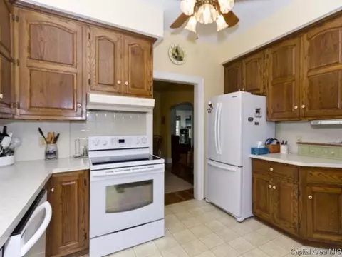 1825 Dial Ct, Springfield, IL 62704 photo 8