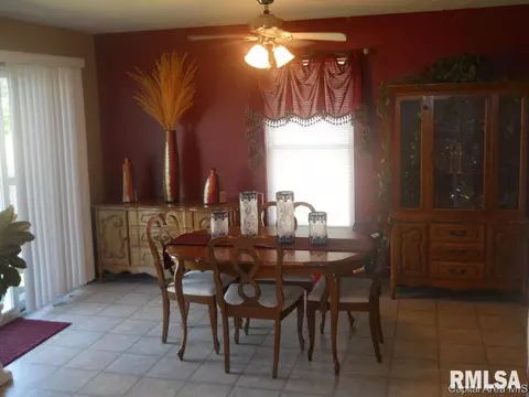 3025 Lakeshire Dr, Springfield, IL 62707 photo 10