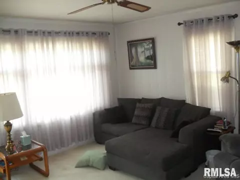 2201 E Reservoir St, Springfield, IL 62702 photo 7