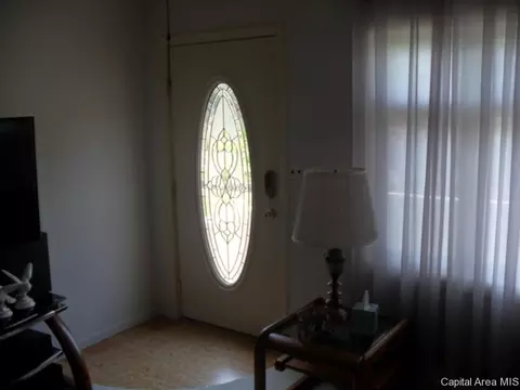 2201 E Reservoir St, Springfield, IL 62702 photo 5