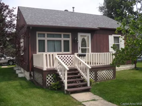 2201 E Reservoir St, Springfield, IL 62702 photo 1