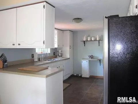 11 Mesa Rd, Springfield, IL 62702 photo 5