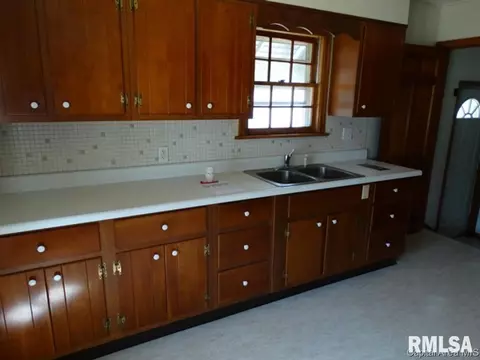 2033 N 6th St, Springfield, IL 62702 photo 7