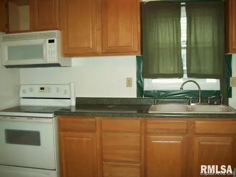 2004 N 22nd St, Springfield, IL 62702 photo 10
