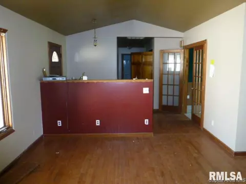 5160 Mitchell, Riverton, IL 62561 photo 3