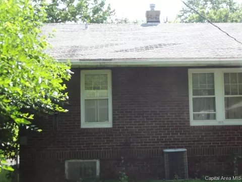 219 N Douglas, Springfield, IL 62702 photo 6