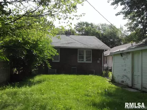219 N Douglas, Springfield, IL 62702 photo 10