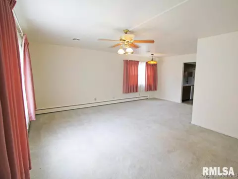 93 Glen Aire, Springfield, IL 62703 photo 3