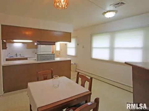 93 Glen Aire, Springfield, IL 62703 photo 10