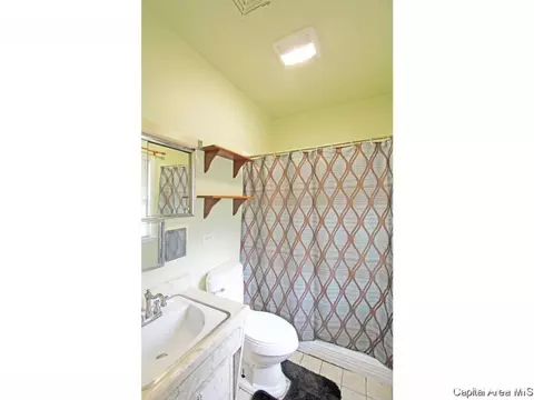 93 Glen Aire, Springfield, IL 62703 photo 5