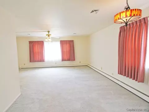 93 Glen Aire, Springfield, IL 62703 photo 2