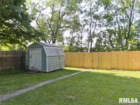 1114 W Calhoun Ave, Springfield, IL 62702 photo 18