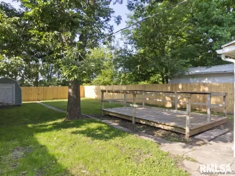 1114 W Calhoun Ave, Springfield, IL 62702 photo 17