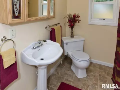 1114 W Calhoun Ave, Springfield, IL 62702 photo 12