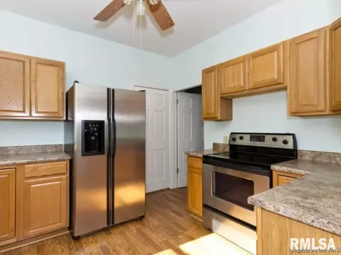 1114 W Calhoun Ave, Springfield, IL 62702 photo 7