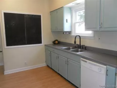 1704 S Pasfield St, Springfield, IL 62704 photo 7