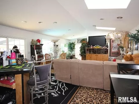 1506 W Iles, Springfield, IL 62704 photo 17