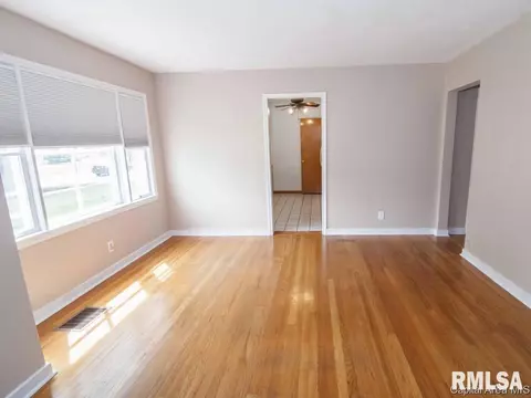 2509 S Pasfield, Springfield, IL 62704 photo 6