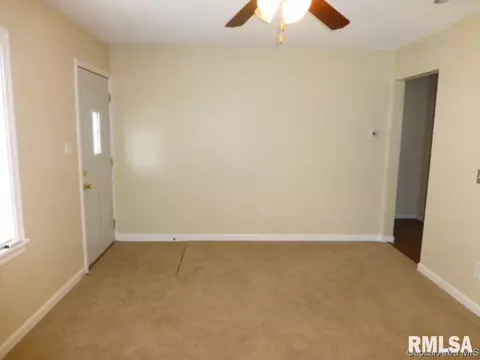 2308 S 14th Street St, Springfield, IL 62703 photo 4