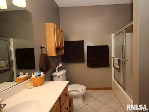 174 E Jackson St, Auburn, IL 62615 photo 13