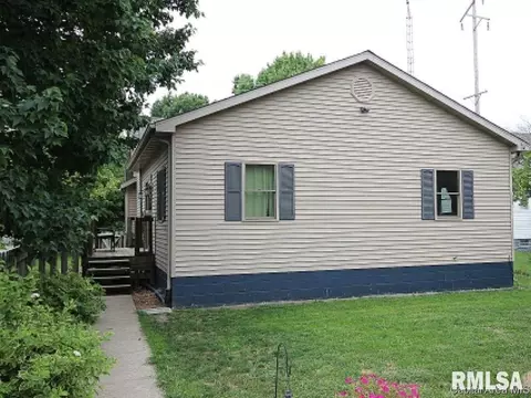 174 E Jackson St, Auburn, IL 62615 photo 21