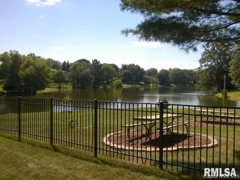 10 Juniper Ln, Springfield, IL 62704 photo 11