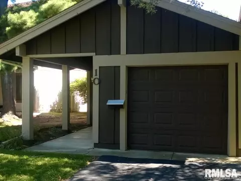 10 Juniper Ln, Springfield, IL 62704 photo 6