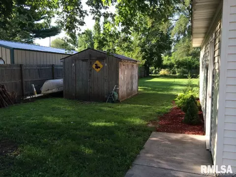 2712 Black Ave, Springfield, IL 62702 photo 13