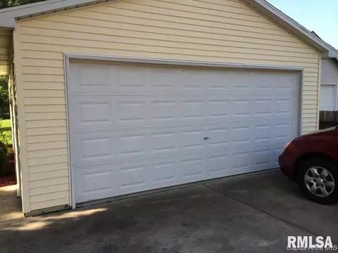 2712 Black Ave, Springfield, IL 62702 photo 12