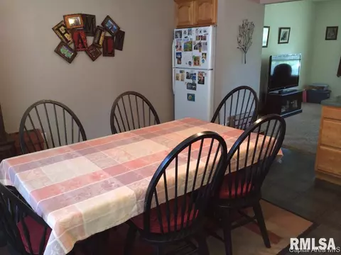2712 Black Ave, Springfield, IL 62702 photo 5