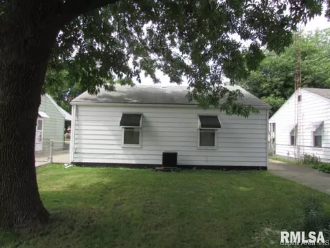 2044 N 19th St, Springfield, IL 62702 photo 5