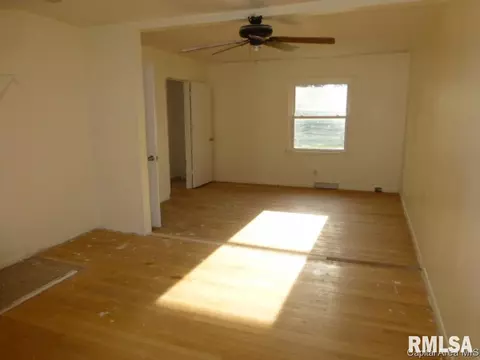 1831 Fairfield Dr, Springfield, IL 62702 photo 11