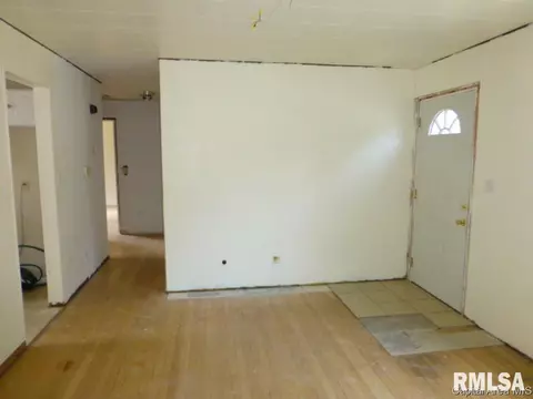 1831 Fairfield Dr, Springfield, IL 62702 photo 6