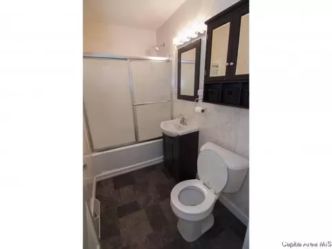 2425 S 4th St, Springfield, IL 62703 photo 14