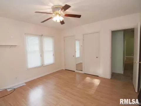 2425 S 4th St, Springfield, IL 62703 photo 15