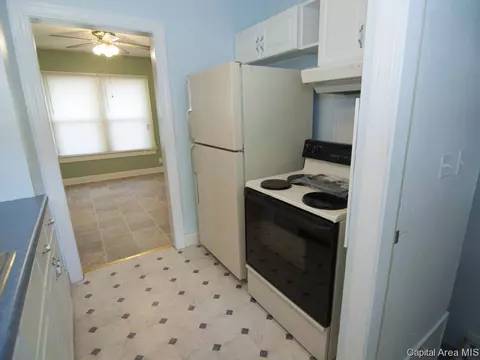 2425 S 4th St, Springfield, IL 62703 photo 9
