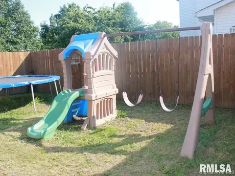 4200 Benjamin Dr, Springfield, IL 62703 photo 19