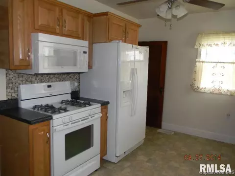 725 E Keys Ave, Springfield, IL 62702 photo 3