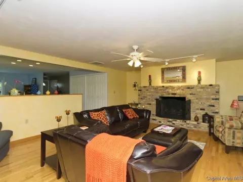 38 Twilight Ln, Springfield, IL 62712 photo 3