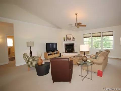 219 Marblestone Dr, Chatham, IL 62629 photo 3