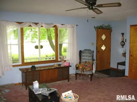 2517 St James Rd, Springfield, IL 62707 photo 2