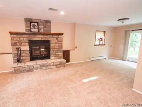 34 Carole Rd, Springfield, IL 62711 photo 2