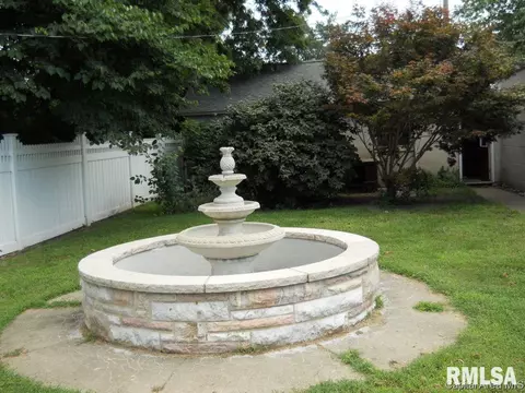 217 Main Street St, Franklin, IL 62638 photo 14