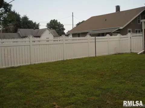217 Main Street St, Franklin, IL 62638 photo 15